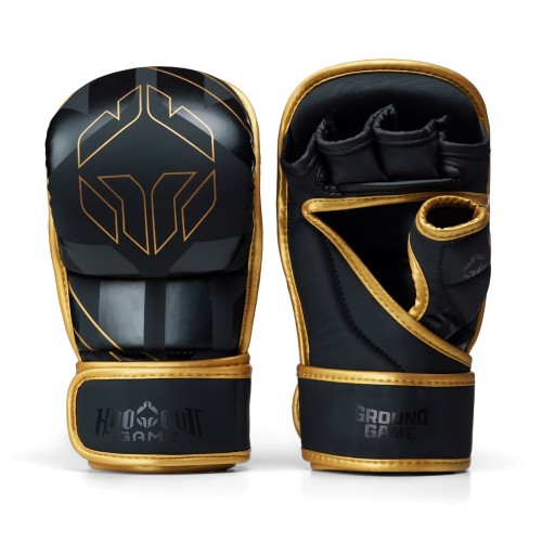 Rękawice sparingowe MMA Ground Game Logo 3.0 Gold w ujęciu z przodu i z tyłu, prezentujące piankę MultiFoam i ochronę kciuka