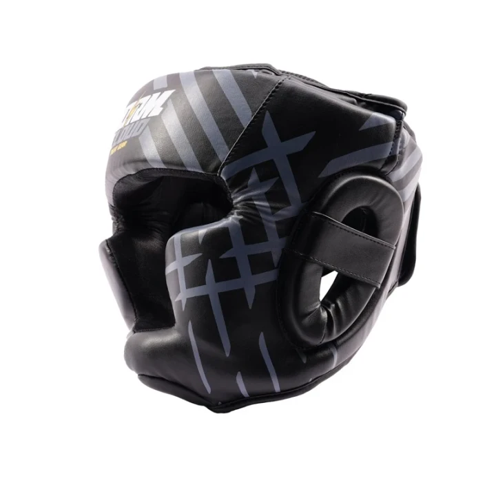 Kask bokserski StormCloud Lynx czarno-szary – ujęcie z przodu z osłoną policzków i czoła