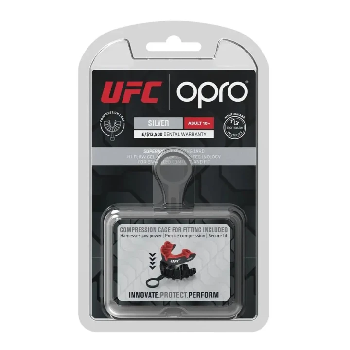 OPRO Ochraniacz na zęby UFC Silver Gen2 czarno-czerwony z tłem opakowania