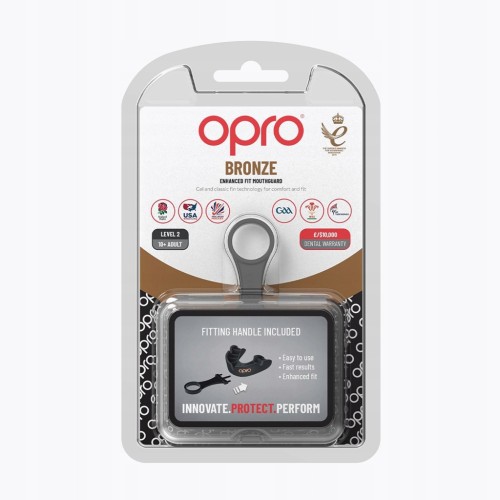 Czarny ochraniacz na zęby OPRO Bronze Gen5 w oryginalnym opakowaniu powstrzymującym uszkodzenia